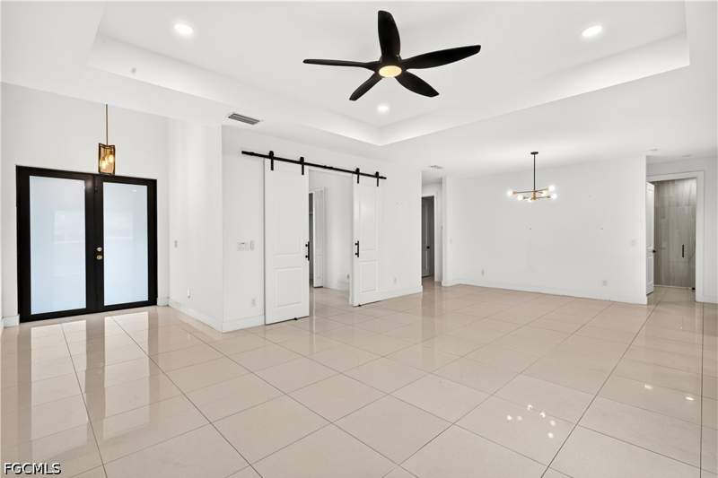 3 bedroom SingleFamilyResidence at 404 Chiquita Blvd N, Cape Coral, Cape Coral — photo 4