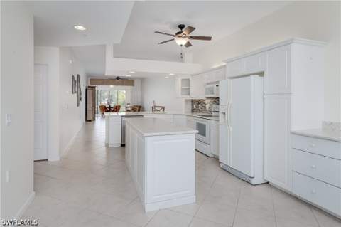 6830 Beach Resort Dr 9, Naples FL - photo 10 of 40