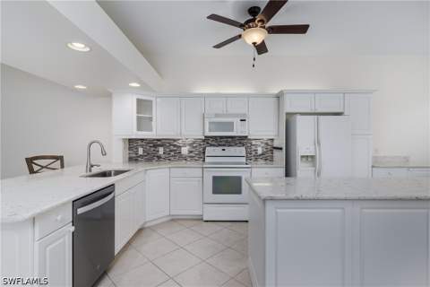 6830 Beach Resort Dr 9, Naples FL - photo 11 of 40