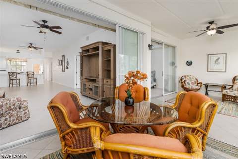6830 Beach Resort Dr 9, Naples FL - photo 6 of 40