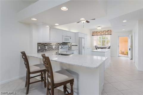 6830 Beach Resort Dr 9, Naples FL - photo 9 of 40
