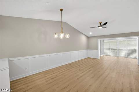 7761 Jewel Ln 202, Naples FL - photo 9 of 37