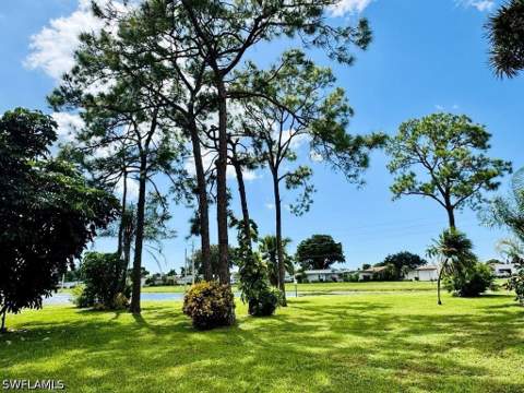 2037 Pine Isle Ln 2037, Naples FL - photo 6 of 48