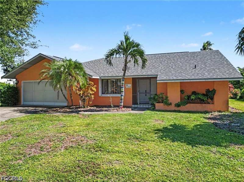 3 bedroom SingleFamilyResidence at 4221 SW 2nd Ave, Cape Coral, Cape Coral — photo 1