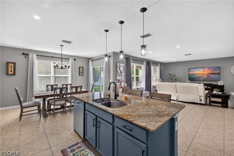 4630 SW 16th Pl, Cape Coral FL - photo 9 of 40