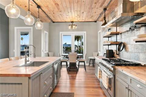 211 Sterling Ave, Fort Myers Beach FL - photo 11 of 50