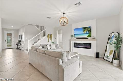 2114 Hamlin St, Naples FL - photo 10 of 48