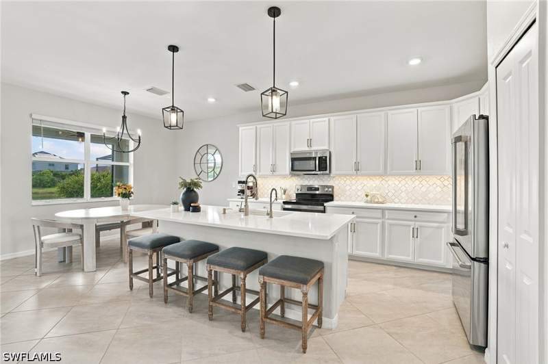 4 bedroom SingleFamilyResidence at 2114 Hamlin St, Orange Blossom Ranch, Naples — photo 4