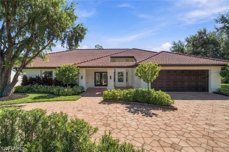 3 bedroom SingleFamilyResidence at 28575 Clinton Ln, Vanderbilt Lakes, Bonita Springs — photo 3