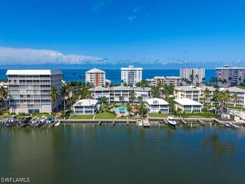 3 bedroom Condominium at 2800 Gulf Shore Blvd N 406, Gulf Bay Apartments, Naples — photo 5