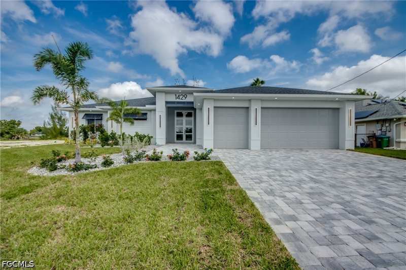 4 bedroom SingleFamilyResidence at 1429 NW 2nd St, Cape Coral, Cape Coral — photo 1