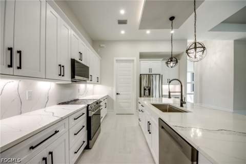 1429 NW 2nd St, Cape Coral FL - photo 12 of 32