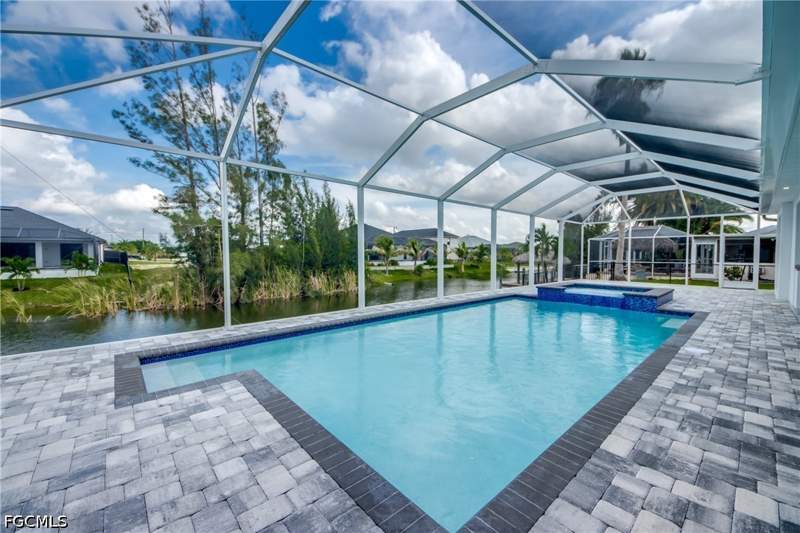 4 bedroom SingleFamilyResidence at 1429 NW 2nd St, Cape Coral, Cape Coral — photo 3