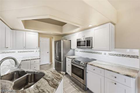 13251 Sherburne Cir 2004, Bonita Springs FL - photo 11 of 43