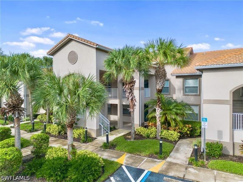 2 bedroom Condominium at 20000 Barletta Ln 724, Bella Terra, Estero — photo 2