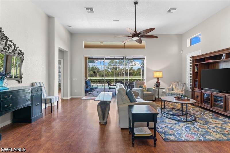 3 bedroom SingleFamilyResidence at 1845 Pondside Ln, Thornbrooke, Naples — photo 5