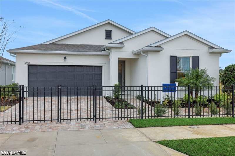 3 bedroom SingleFamilyResidence at 17082 Squirrel Branch Ln, Country Club, Alva — photo 1