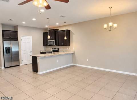 4090 Wilmont Pl, Fort Myers FL - photo 8 of 26