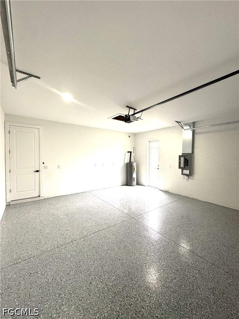 3 bedroom SingleFamilyResidence at 318 Genoa Ave S, Lehigh Acres, Lehigh Acres — photo 4