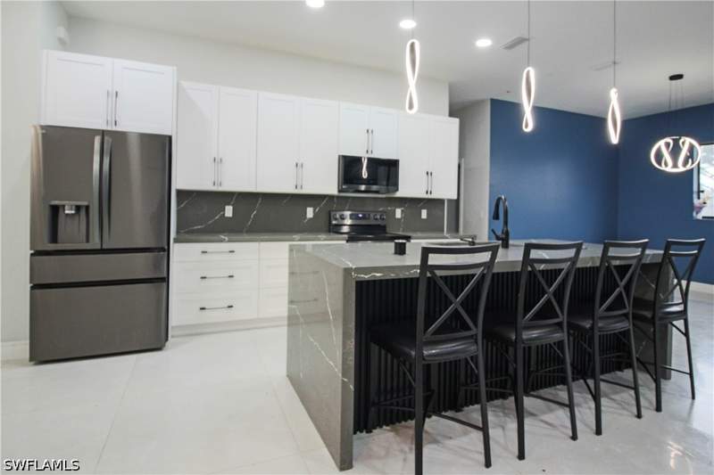 3 bedroom SingleFamilyResidence at 3902 4th St SW, Lehigh Acres, Lehigh Acres — photo 5