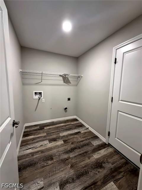 202 NW 25th Pl, Cape Coral FL - photo 8 of 35