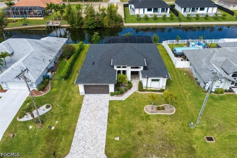 3 bedroom SingleFamilyResidence at 1926 SW 15th Ave, Cape Coral, Cape Coral — photo 2