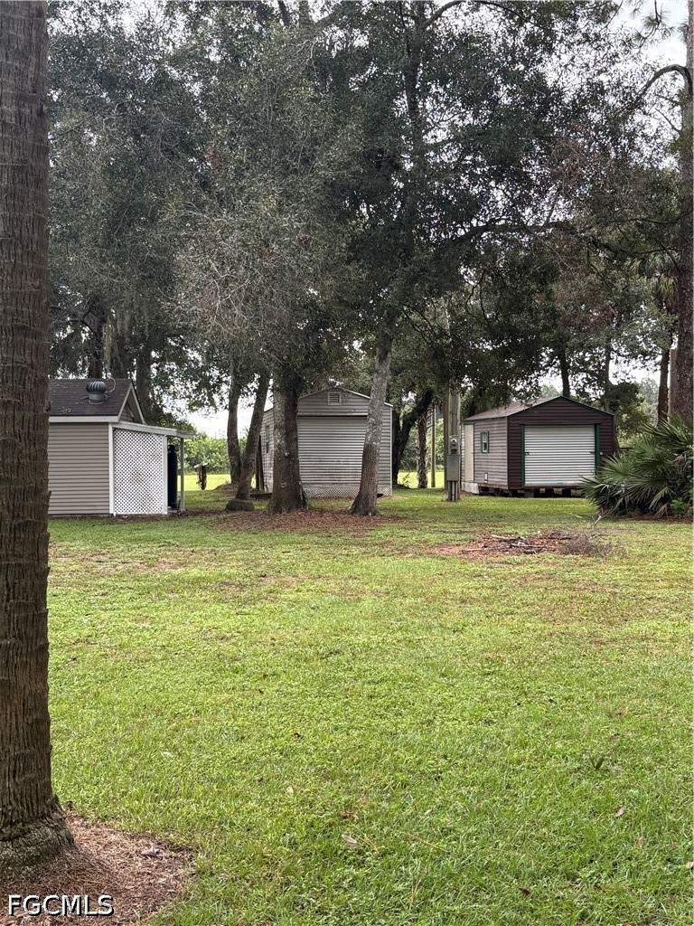 3 bedroom ManufacturedHome at 1415 Forest Ln, Pioneer Plantation, Clewiston — photo 4