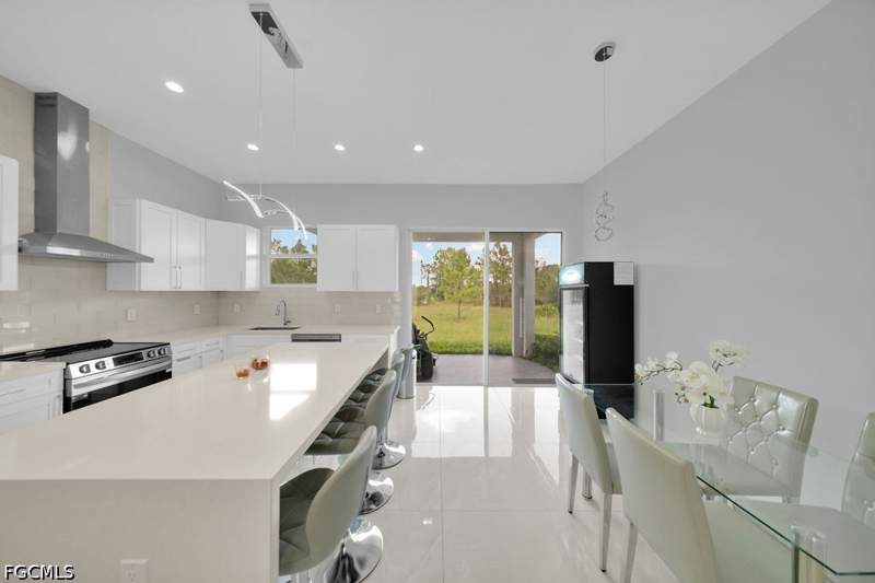 3 bedroom SingleFamilyResidence at 4391 66th Ave NE, Naples Bay Resort, Naples — photo 5
