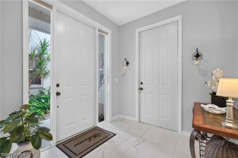 5040 Yacht Harbor Cir 102, Naples FL - photo 7 of 44