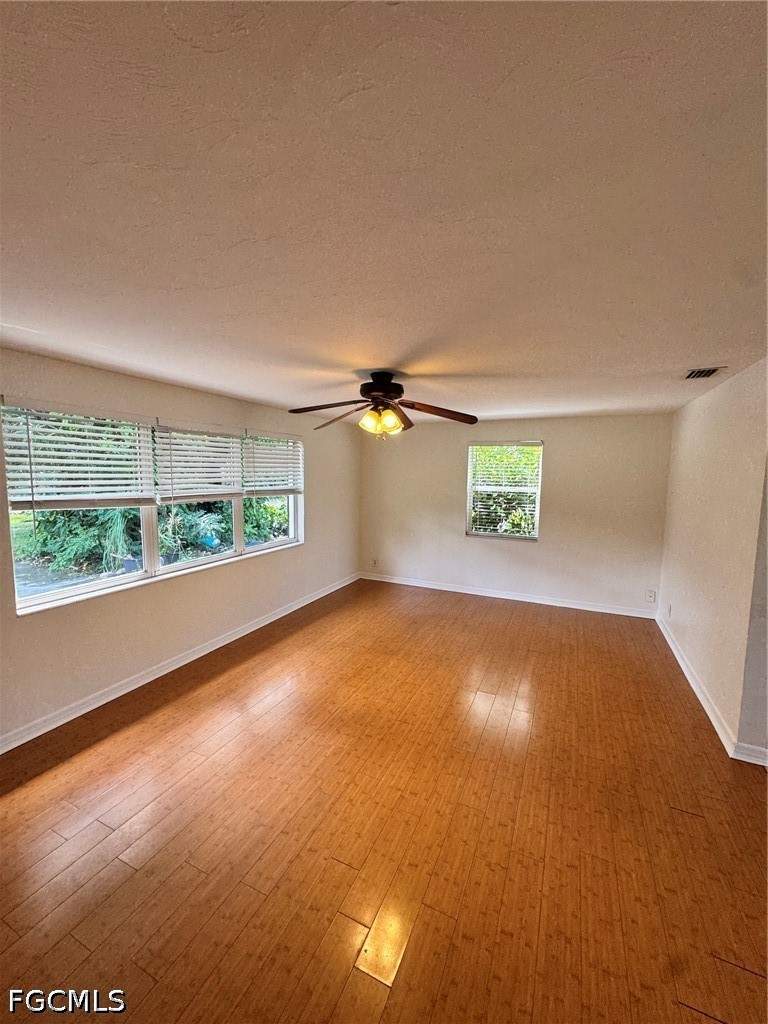 3 bedroom SingleFamilyResidence at 10181 Georgia St, Bonita Springs, Bonita Springs — photo 4