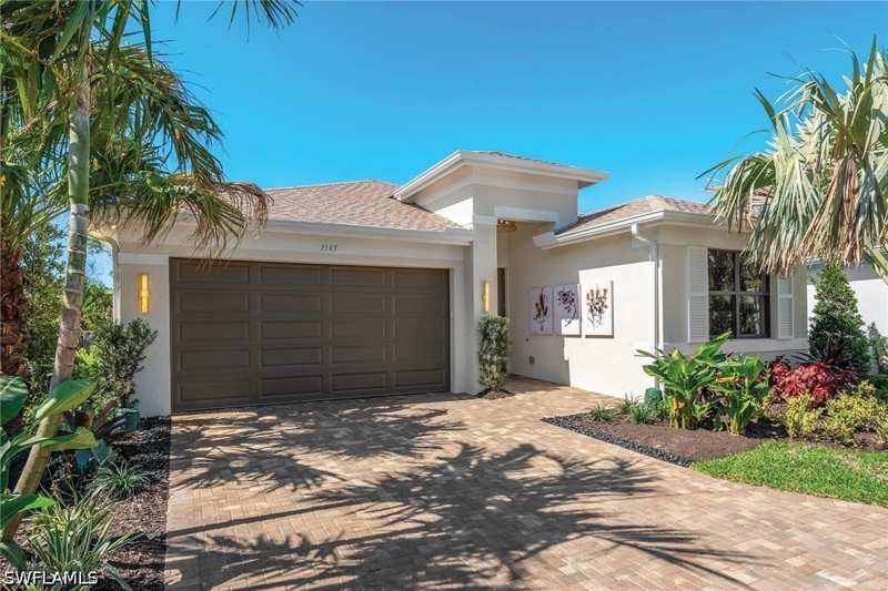 2 bedroom SingleFamilyResidence at 14185 Aldersgate Ave, Valencia Harbor, Fort Myers — photo 1