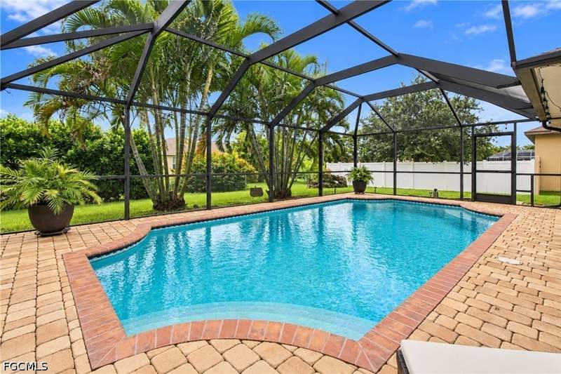 3 bedroom SingleFamilyResidence at 1412 SW 43rd Ter, Cape Coral, Cape Coral — photo 3