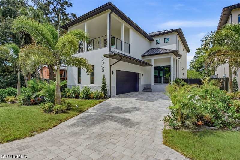 4 bedroom SingleFamilyResidence at 3308 Canal St, Sabal Shores, Naples — photo 1