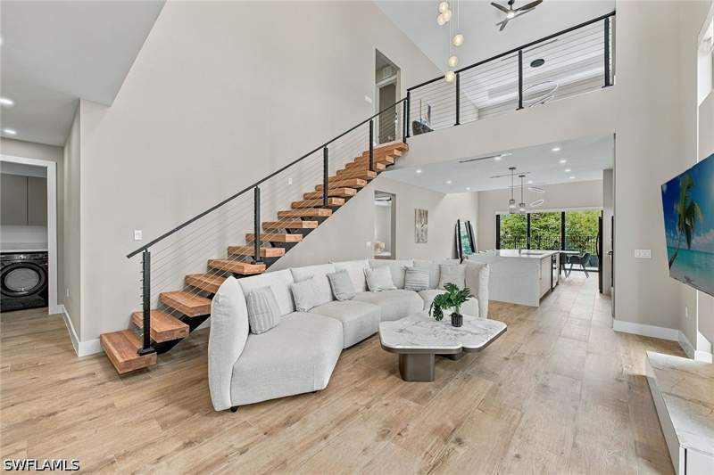 4 bedroom SingleFamilyResidence at 3308 Canal St, Sabal Shores, Naples — photo 5
