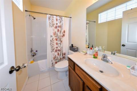 16198 Via Solera Cir 102, Fort Myers FL - photo 10 of 24