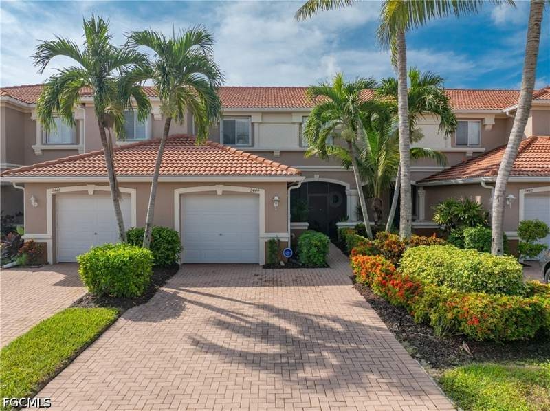 3 bedroom Townhouse at 2444 Laurentina Ln, Bella Vida, Cape Coral — photo 2