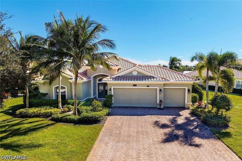 3 bedroom SingleFamilyResidence at 9369 Campanile Cir, Chiasso, Naples — photo 1