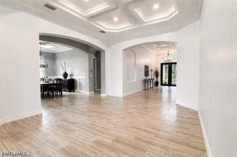 9369 Campanile Cir, Naples FL - photo 6 of 49