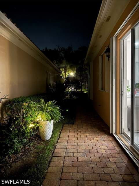 7734 Tommasi Ct, Naples FL - photo 6 of 50