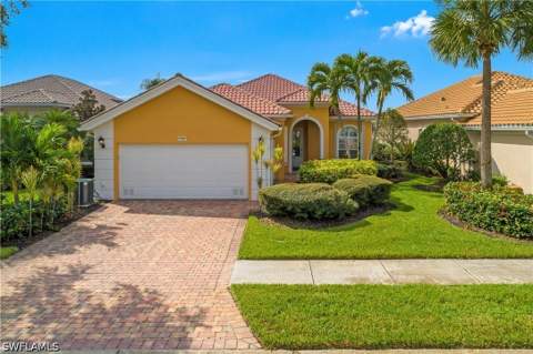 7734 Tommasi Ct, Naples FL - photo 8 of 50