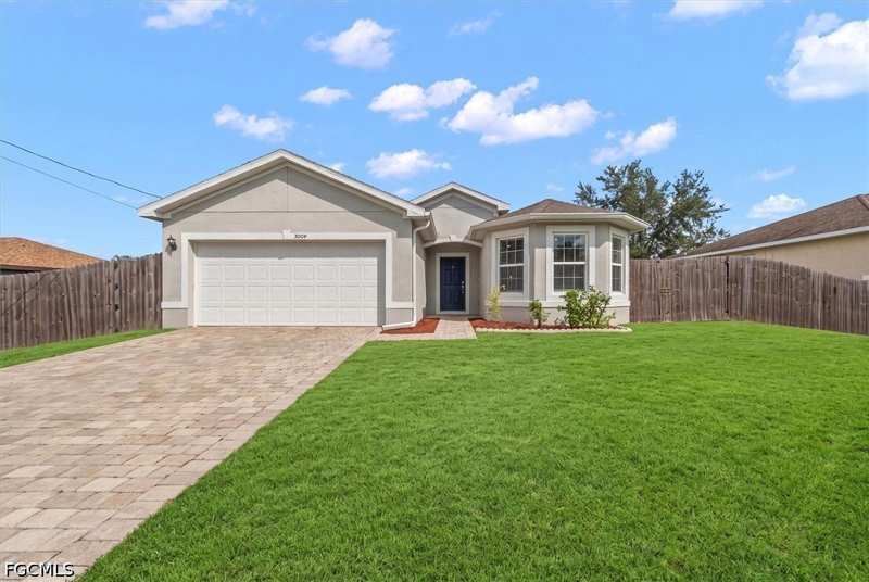 3 bedroom SingleFamilyResidence at 3004 45th St SW, Lehigh Acres, Lehigh Acres — photo 1