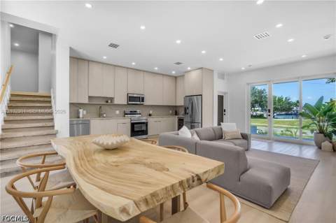 824 Rose Ct, Marco Island FL - photo 9 of 66