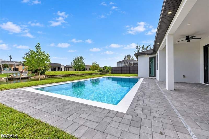 3 bedroom SingleFamilyResidence at 2107 SW 15th Pl, Cape Coral, Cape Coral — photo 3