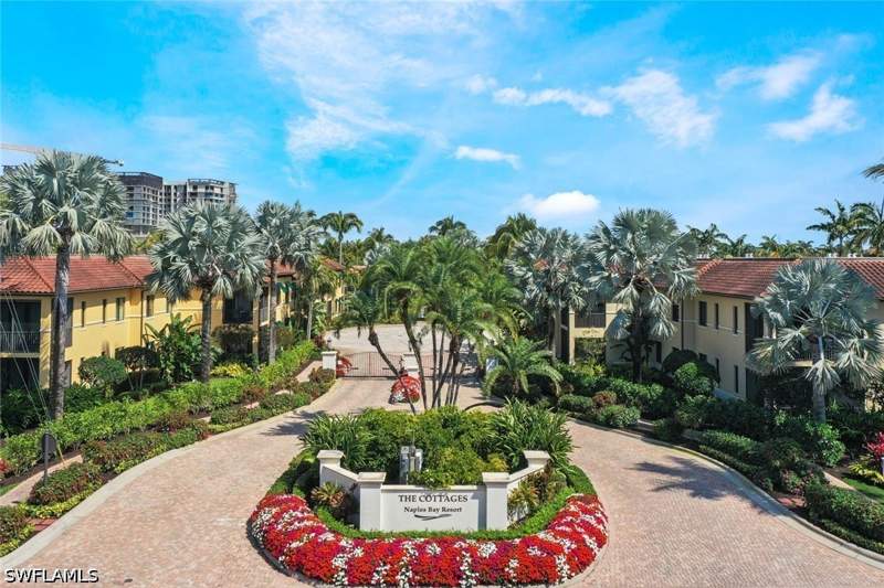 2 bedroom Condominium at 965 Sandpiper St J107, Naples Bay Resort, Naples — photo 3