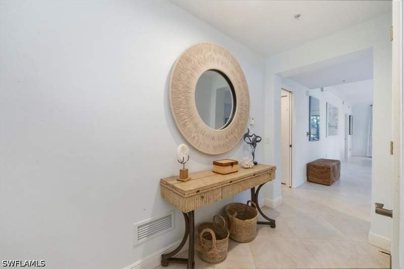 2 bedroom Condominium at 965 Sandpiper St J107, Naples Bay Resort, Naples — photo 4