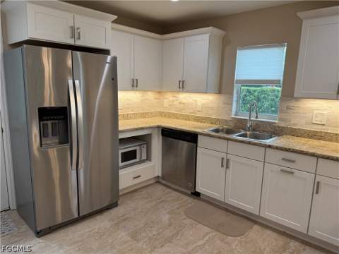 204 Village Cir, Labelle FL - photo 10 of 20