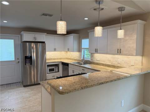 204 Village Cir, Labelle FL - photo 9 of 20