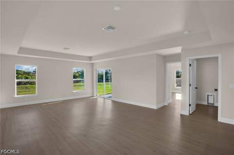 845 Glen Coy Ave, Lehigh Acres FL - photo 8 of 35
