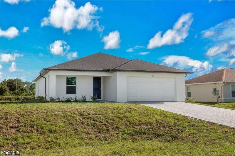 3 bedroom SingleFamilyResidence at 909 Norfolk Ave S, Lehigh Acres, Lehigh Acres — photo 3