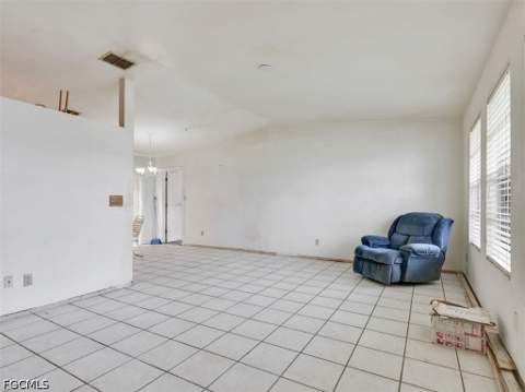 334 SW 28th Ter, Cape Coral FL - photo 7 of 28